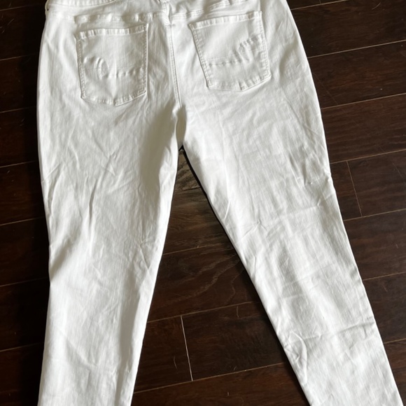 American eagle white jeans - Picture 3 of 5